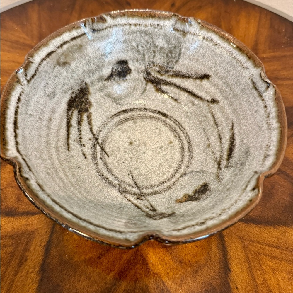 Joan Glasgow Elegant Studio Art Stoneware Bowl 7” - Picture 9 of 11